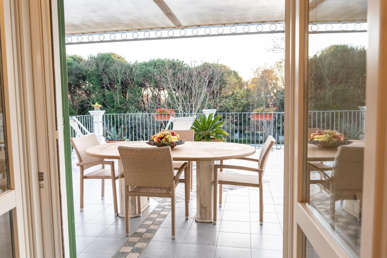 Rta La Pergola Apart otel Marina di Massa Dış mekan fotoğraf